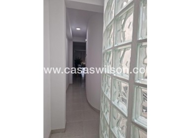 Sale - Apartment - La Nucía - Costa Blanca