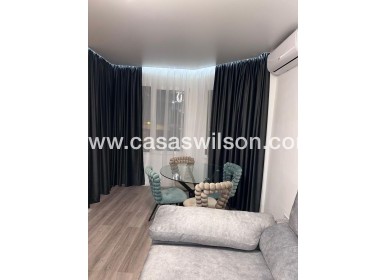 Sale - Apartment - Torrevieja - Estacion De Autobuses