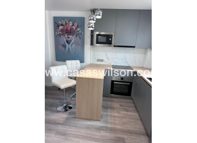 Sale - Apartment - Torrevieja - Estacion De Autobuses