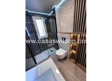 Sale - Apartment - Torrevieja - Estacion De Autobuses