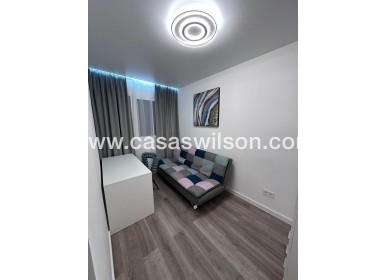 Sale - Apartment - Torrevieja - Estacion De Autobuses