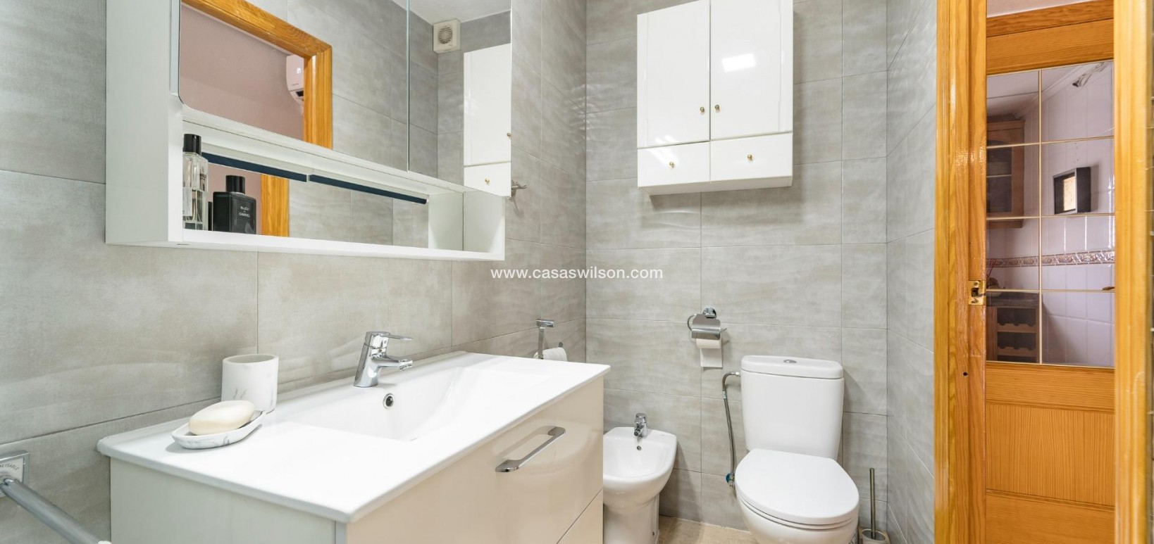 Sale - Apartment - Torrevieja - Playa de los Naufragos