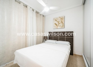 Sale - Apartment - Torrevieja - Playa de los Naufragos