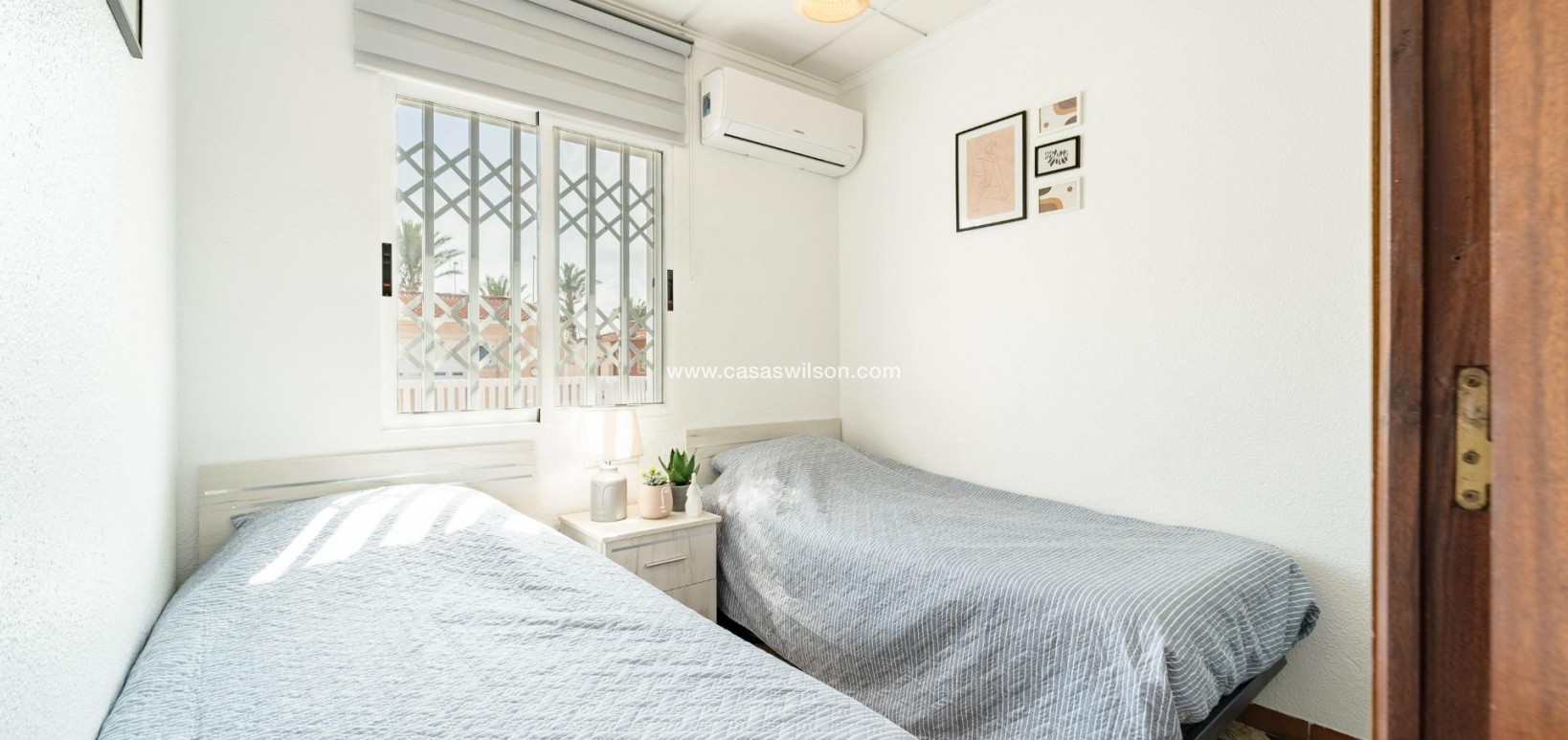 Sale - Apartment - Torrevieja - Playa de los Naufragos