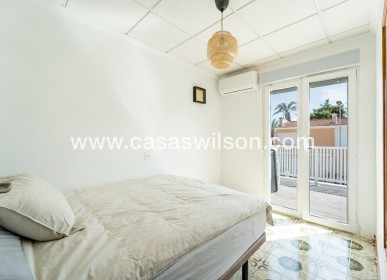 Sale - Apartment - Torrevieja - Playa de los Naufragos