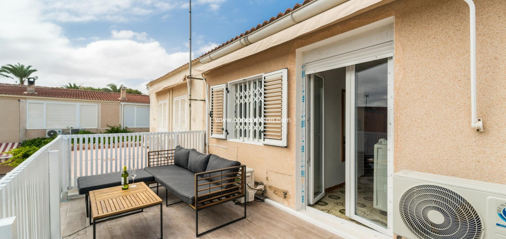 Sale - Apartment - Torrevieja - Playa de los Naufragos