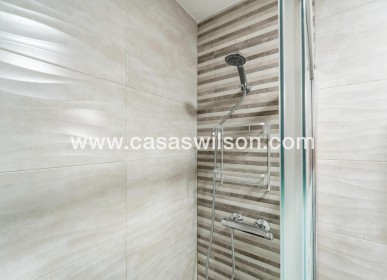 Sale - Apartment - Torrevieja - Playa de los Naufragos