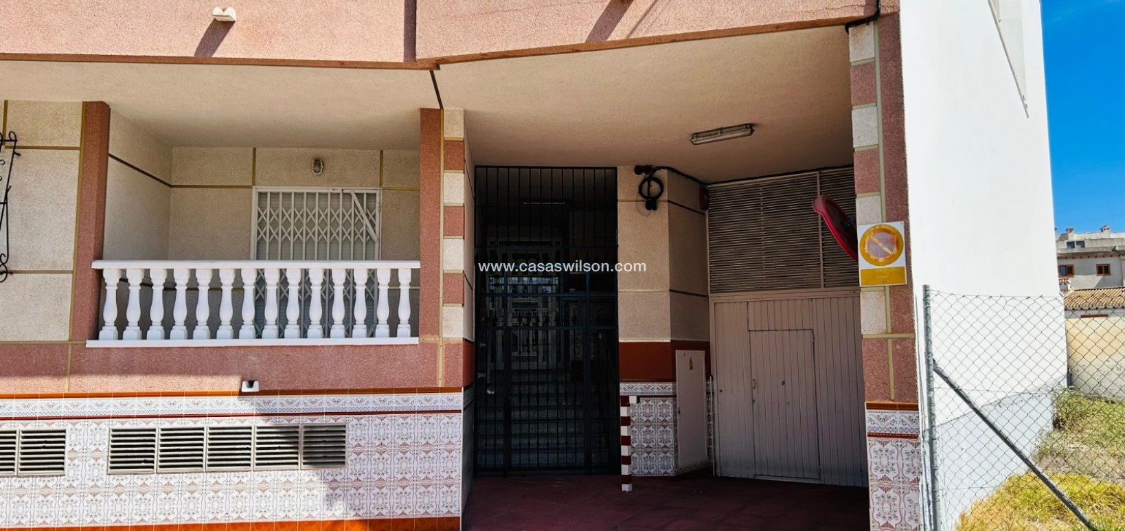 Sale - Villa - Torrevieja - Costa Blanca