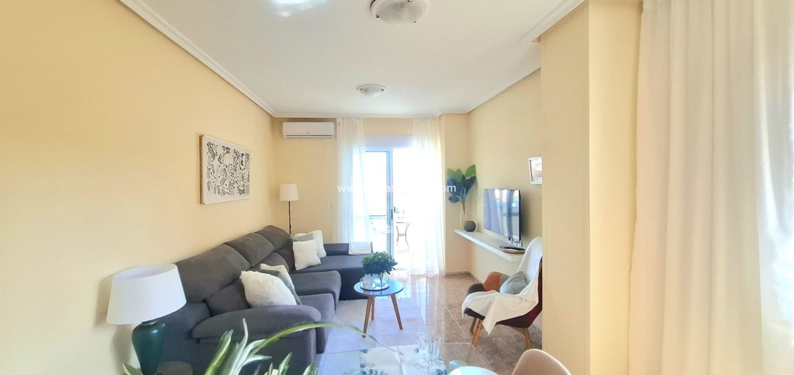 Sale - Apartment - Torrevieja - Costa Blanca