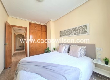 Sale - Apartment - Torrevieja - Costa Blanca