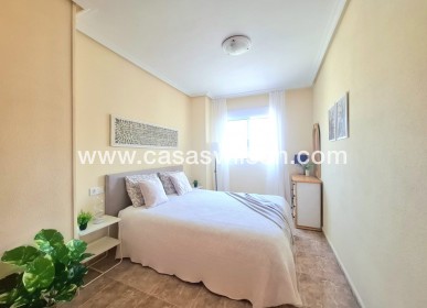 Sale - Apartment - Torrevieja - Costa Blanca