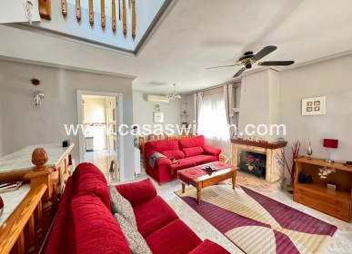 Sale - Villa - Torrevieja - Costa Blanca