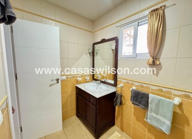 Sale - Villa - Torrevieja - Costa Blanca