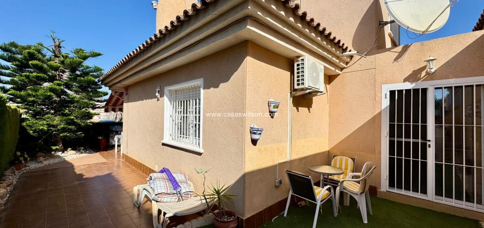 Sale - Villa - Torrevieja - Costa Blanca