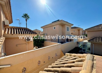 Sale - Villa - Torrevieja - Costa Blanca