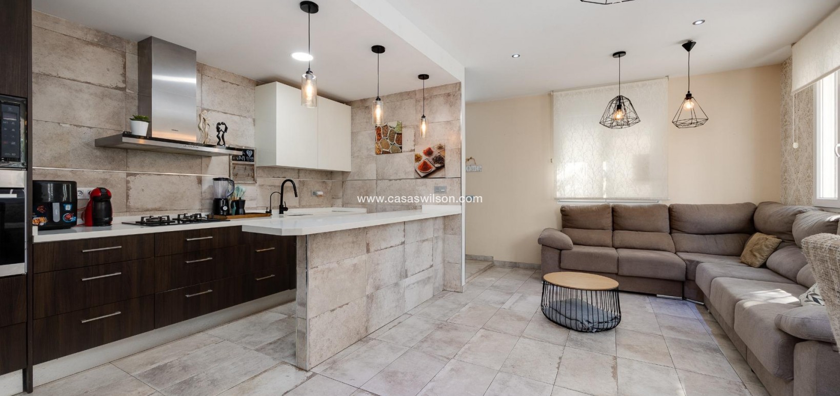 Sale - Townhouse - Torrevieja - Centro