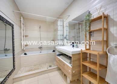 Sale - Townhouse - Torrevieja - Centro