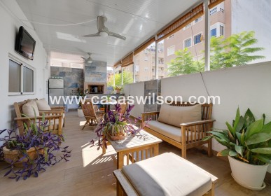 Sale - Townhouse - Torrevieja - Centro