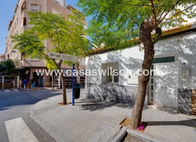 Sale - Townhouse - Torrevieja - Centro