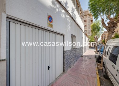 Sale - Townhouse - Torrevieja - Centro