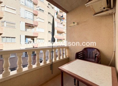 Sale - Apartment - Torrevieja - Centro