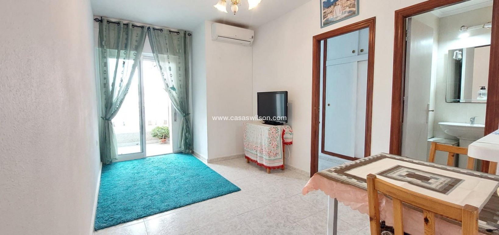 Sale - Apartment - Torrevieja - Estacion De Autobuses