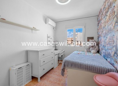 Sale - Apartment - Torrevieja - Costa Blanca