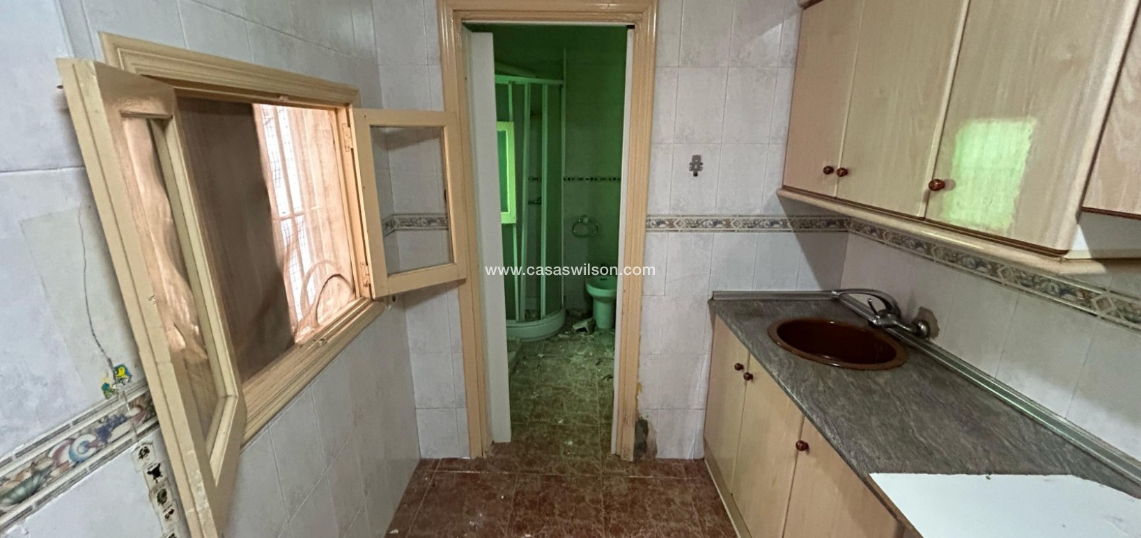 Sale - Villa - Torrevieja - Costa Blanca