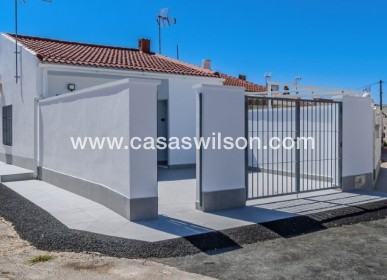 Sale - Bungalow - Torrevieja - Costa Blanca