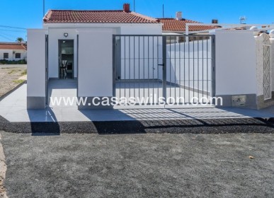 Sale - Bungalow - Torrevieja - Costa Blanca