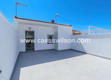 Sale - Bungalow - Torrevieja - Costa Blanca