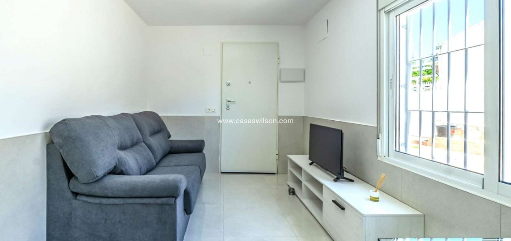 Sale - Bungalow - Torrevieja - Costa Blanca