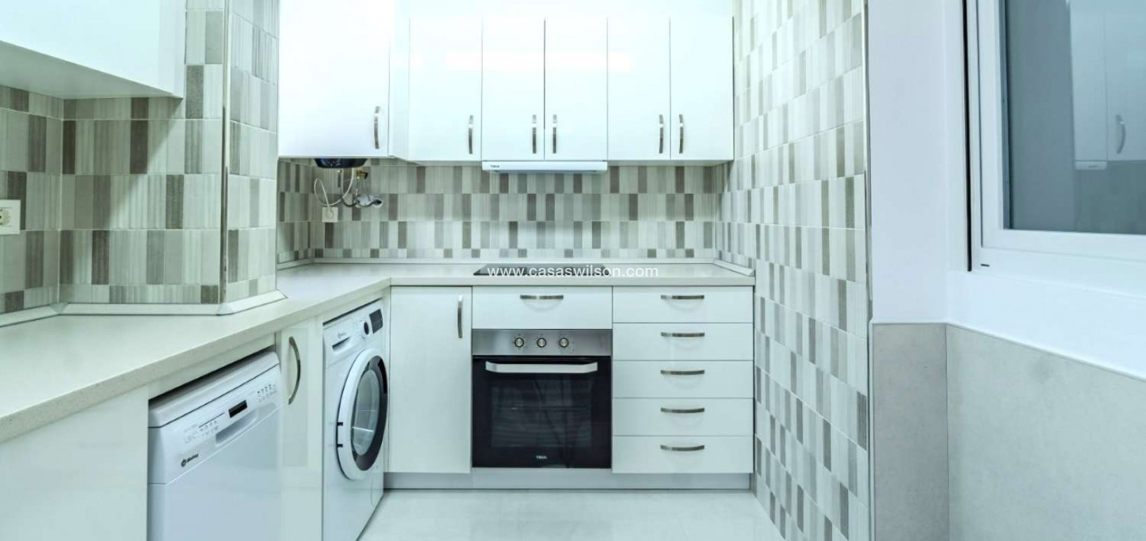 Sale - Bungalow - Torrevieja - Costa Blanca