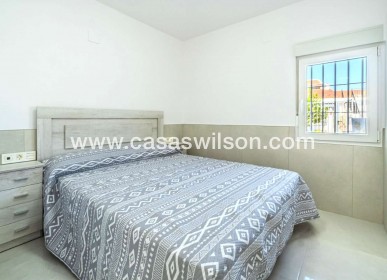 Sale - Bungalow - Torrevieja - Costa Blanca