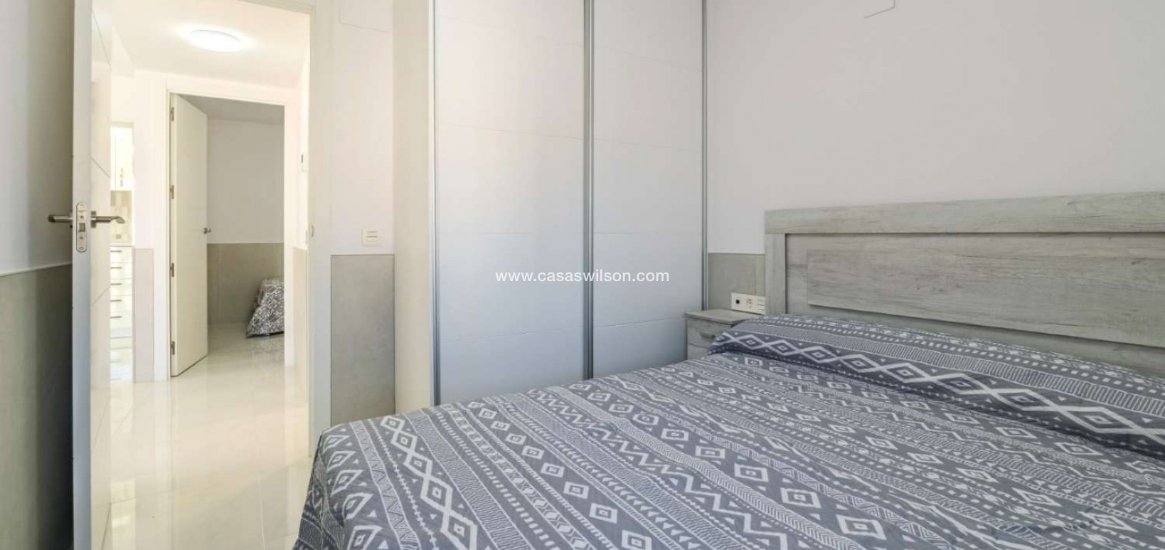 Sale - Bungalow - Torrevieja - Costa Blanca