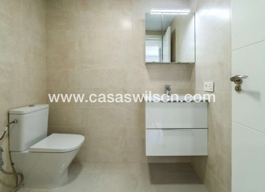 Sale - Bungalow - Torrevieja - Costa Blanca