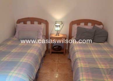 Sale - Bungalow - Torrevieja - Torretas