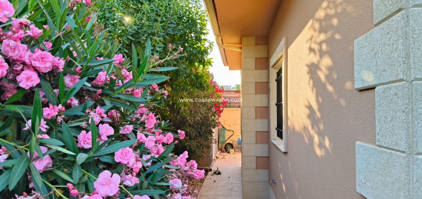 Sale - Villa - La Romana - Inland