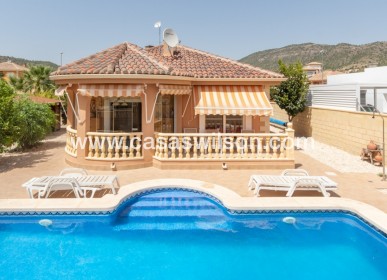 Sale - Villa - La Romana - Inland