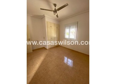 Sale - Villa - Catral - Costa Blanca