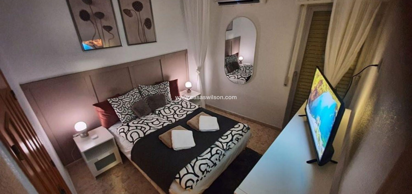 Sale - Apartment - Torrevieja - Playa de los Locos