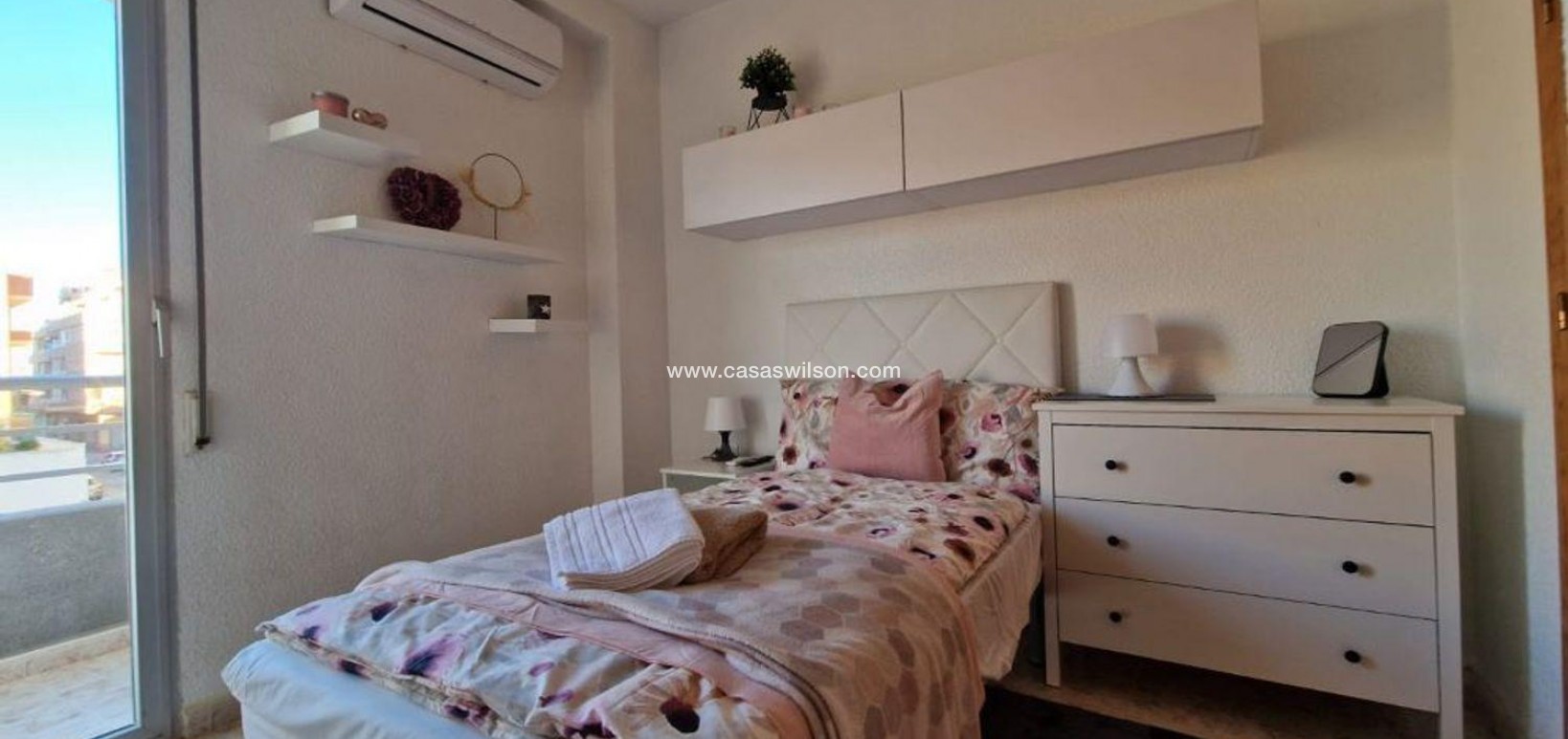 Sale - Apartment - Torrevieja - Playa de los Locos
