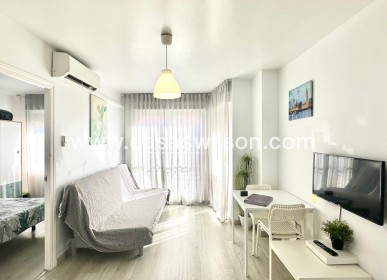 Sale - Appartement - Torrevieja - Paseo maritimo