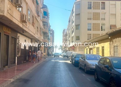 Sale - Appartement - Torrevieja - Paseo maritimo