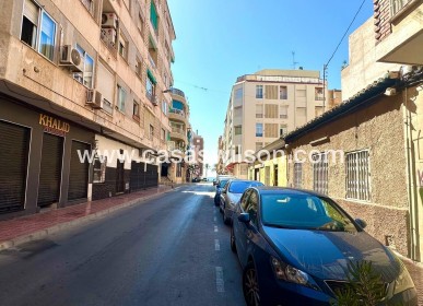 Sale - Appartement - Torrevieja - Paseo maritimo
