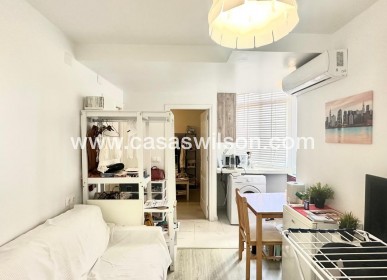 Sale - Appartement - Torrevieja - Paseo maritimo