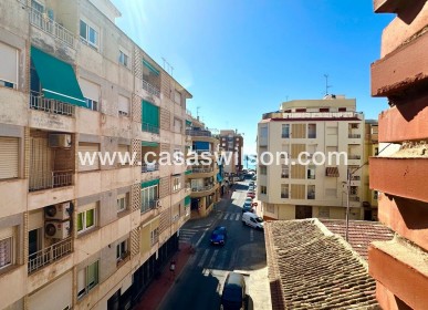 Sale - Appartement - Torrevieja - Paseo maritimo