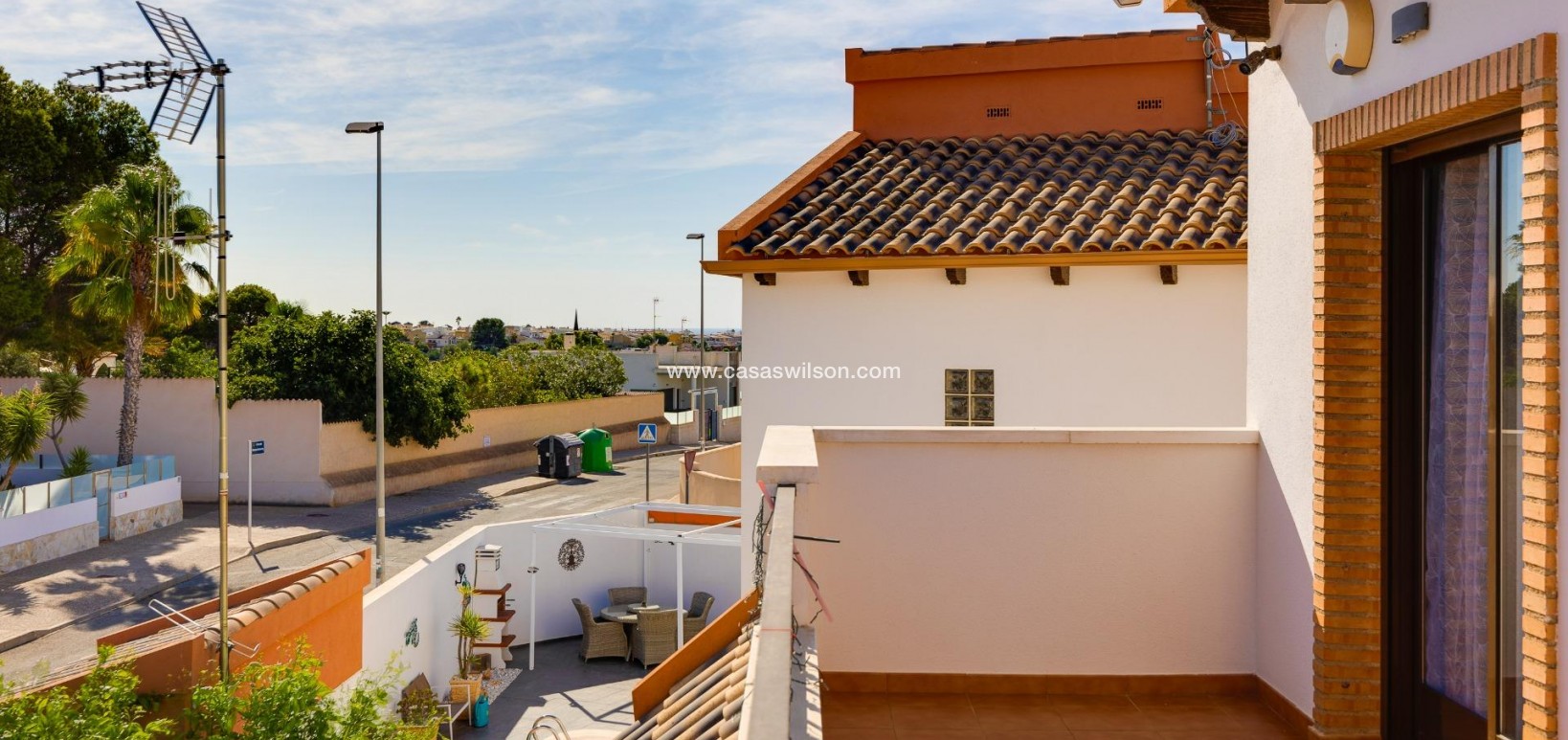 Sale - Villa - Orihuela Costa - PAU 8