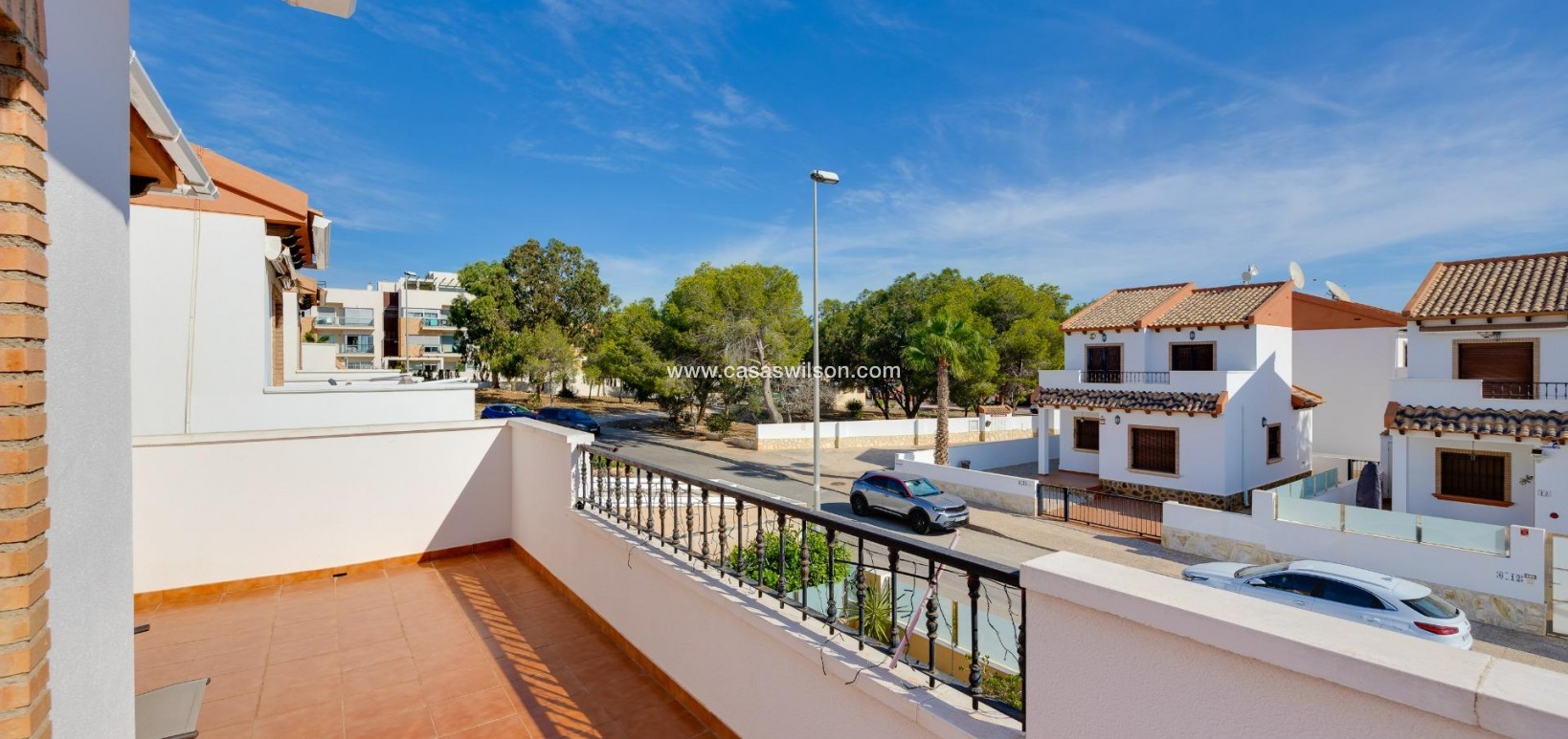 Sale - Villa - Orihuela Costa - PAU 8