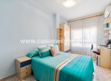 Sale - Appartement - Torrevieja